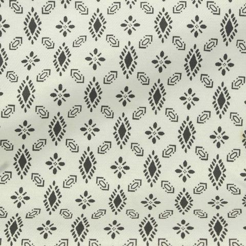 Black Geometric-Diamond Woven